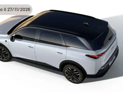 Usado Peugeot 5008 GTi 154 kW (210 CV) 2024 Plateado Monovolumen