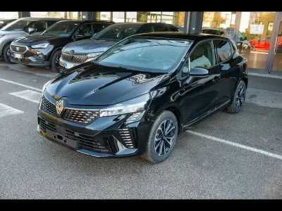 Usata Renault Clio V Techno 91 CV (66 kW) 2025 Nero etoilé Berlina