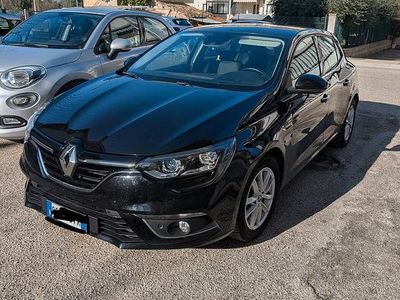 Usata Renault Mégane IV Business 116 CV (85 kW) 2020 Nero Berlina