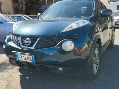 Używany Nissan Juke Tekna 110 KM (80 kW) 2015 Szary SUV