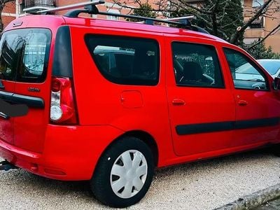 Usata Dacia Logan MCV 105 CV (77 kW) 2011 Rosso Monovolume