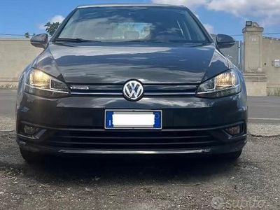 Usata VW Golf VII 130 CV (95 kW) 2020 Grigio Berlina
