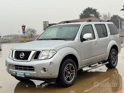 Usata Nissan Pathfinder 190 CV (139 kW) 2012 Grigio SUV