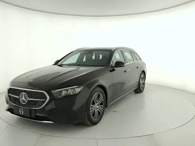 Usata Mercedes 200 Advanced 163 CV (119 kW) 2025 Nero Station wagon