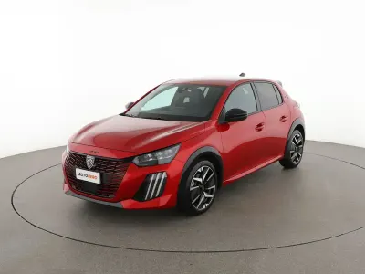 Usata Peugeot 208 GT 136 CV (100 kW) 2025 Rosso Utilitaria
