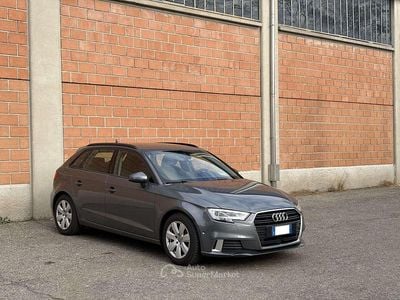 Usata Audi A3 Sport 150 CV (110 kW) 2018 Grigio monsone Berlina