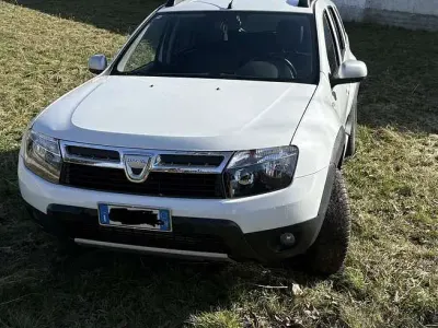 Begagnad Dacia Duster Lauréate 110 HK (80 kW) 2010 SUV