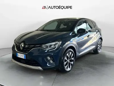Usata Renault Captur Techno 101 CV (74 kW) 2023 Blu SUV