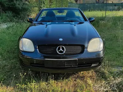 Usata Mercedes SLK230 193 CV (141 kW) 1998 Nero Cabrio