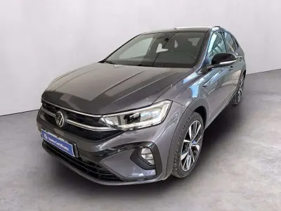 Usata VW Taigo R-line 110 CV (80 kW) 2023 Smoky grey metallizzato nero SUV