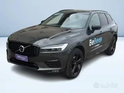 Usata Volvo XC60 Momentum 197 CV (144 kW) 2021 Grigio SUV