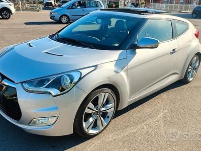 Usata Hyundai Veloster Sport 140 CV (102 kW) 2011 Grigio Utilitaria