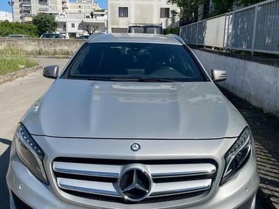 Mercedes GLA200