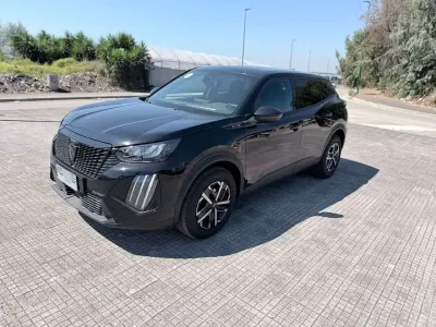Usata Peugeot 2008 Style 102 CV (75 kW) 2025 Nero SUV