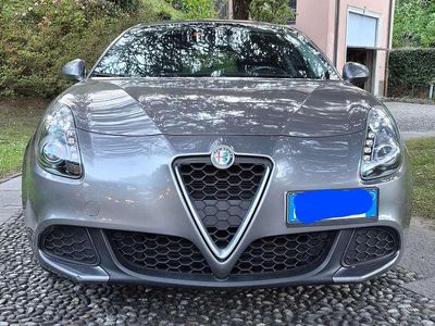 Usata Alfa Romeo Giulietta 120 CV (88 kW) 2016 Grigio Utilitaria