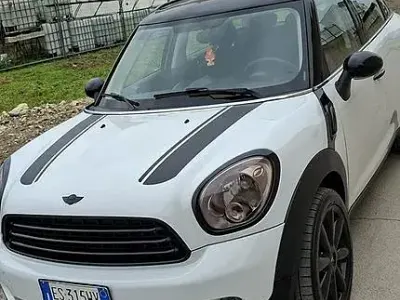 Usata Mini Countryman 111 CV (81 kW) 2013 Bianco SUV