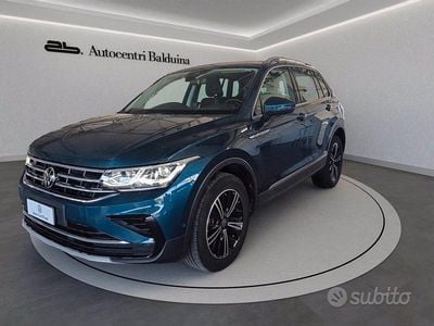 Usata VW Tiguan Elegance 200 CV (147 kW) 2023 Blu SUV