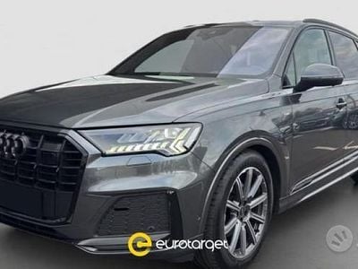 Usata Audi Q7 Sport 231 CV (169 kW) 2021 Grigio metallizzato SUV
