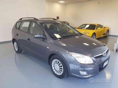 Usata Hyundai i30 90 CV (66 kW) 2008 Grigio Station wagon