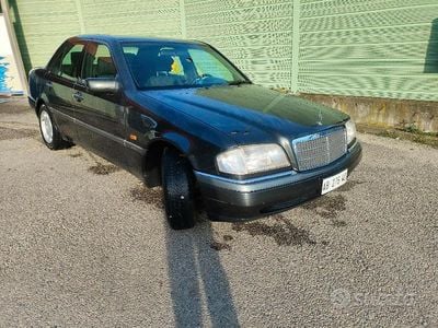 Usata Mercedes C200 136 CV (100 kW) 1994 Berlina
