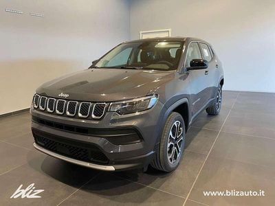 Grigio moda Nuova 2025 Jeep Compass Altitude SUV | 32.000 €