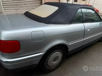 Usata Audi 80 116 CV (85 kW) 1996 Grigio Cabrio