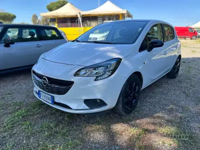 Usata Opel Corsa Cosmo 90 CV (66 kW) 2016 Bianco Utilitaria