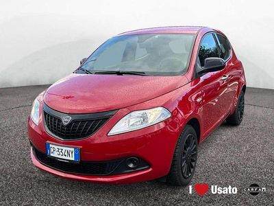 Usata Lancia Ypsilon Silver 69 CV (50 kW) 2023 Rosso Utilitaria