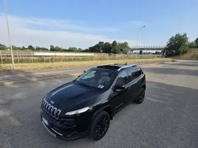Usata Jeep Cherokee Limited 200 CV (147 kW) 2015 SUV