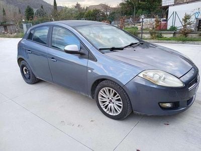 Usata Fiat Bravo Dynamic 120 CV (88 kW) 2008 Blu/azzurro Utilitaria