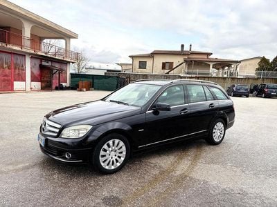 Usata Mercedes C220 170 CV (125 kW) 2009 Nero Station wagon