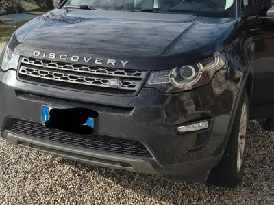 Usata Land Rover Discovery Sport HSE Luxury 150 CV (110 kW) 2015 Nero SUV