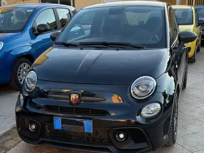 Usata Abarth 695 Turismo 179 CV (131 kW) 2023 Nero Utilitaria