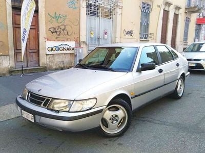 Usata Saab 900 131 CV (96 kW) 1998 Argento Utilitaria