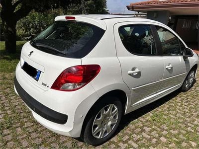 Usata Peugeot 207 73 CV (53 kW) 2013 Bianco Berlina