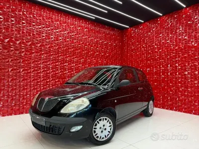 Usata Lancia Ypsilon 60 CV (44 kW) 2006 Nero Utilitaria