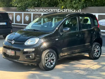 Usata Fiat Panda Lounge 70 CV (51 kW) 2019 Nero Utilitaria