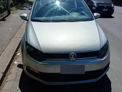 Usata VW Polo 60 CV (44 kW) 2015 Grigio Berlina