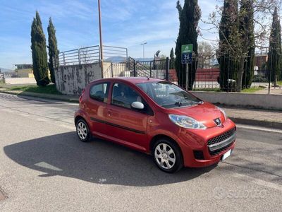 usata Peugeot 107 1.0 Benzina C. Automatico