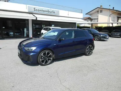 Usata Audi A1 Sportback Ambiente 110 CV (80 kW) 2025 Blu navarra Utilitaria