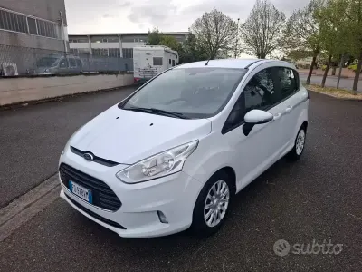 Usata Ford B-MAX 75 CV (55 kW) 2016 Bianco Monovolume
