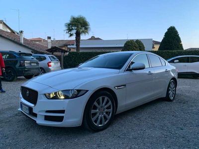 usata Jaguar XE 2.0d Portfolio awd 180cv auto