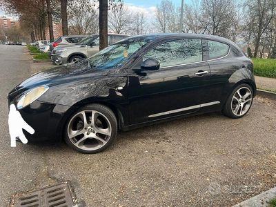 Usata Alfa Romeo MiTo 95 CV (69 kW) 2012 Nero Utilitaria