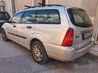 Usata Ford Focus 1999 Grigio Station wagon