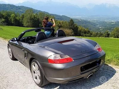 Usata Porsche Boxster 228 CV (167 kW) 2004 Grigio Cabrio