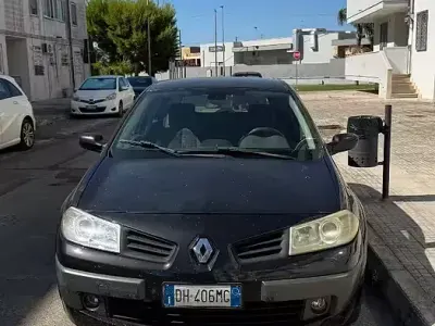Usata Renault Mégane II 106 CV (77 kW) 2007 Nero Berlina