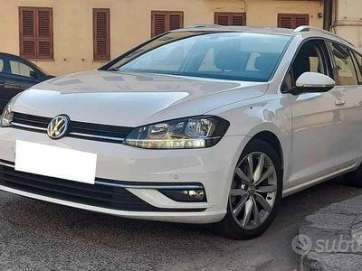 Usata VW Golf VII Executive 115 CV (84 kW) 2019 Bianco Station wagon