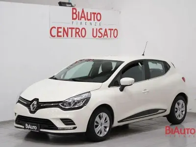Usata Renault Clio IV Zen 73 CV (53 kW) 2017 Bianco Berlina