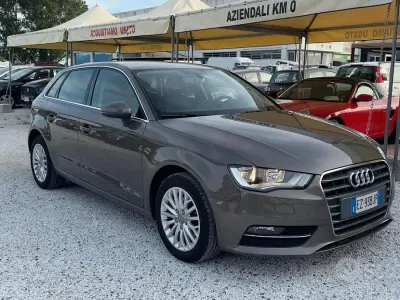 Usata Audi A3 Ambiente 110 CV (80 kW) 2015 Marrone Berlina