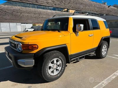 usata Toyota FJ Cruiser 4.000cc v6 178 kw 4x4